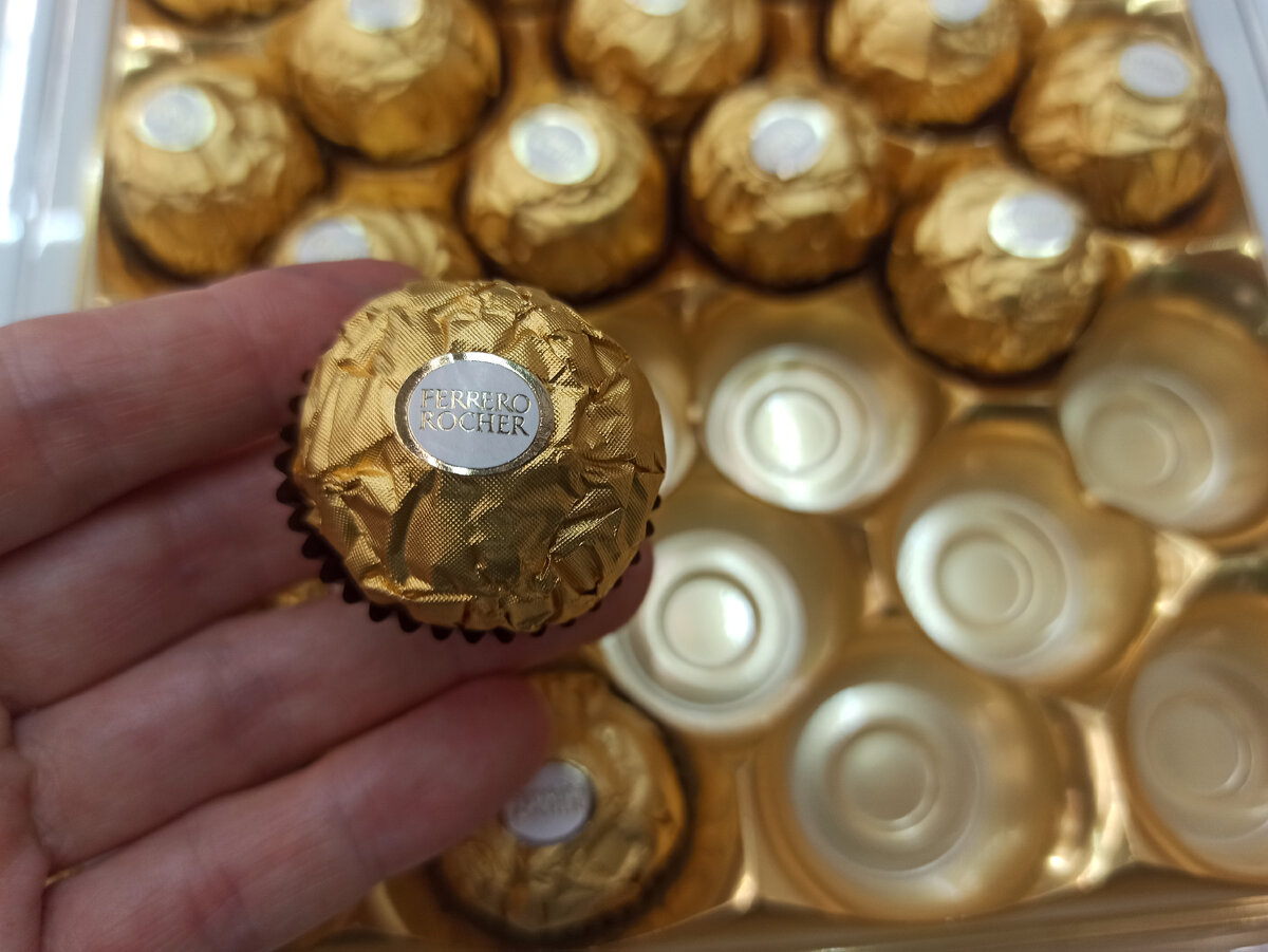 2 шт унесла домой. Не себе, так хоть другим) 