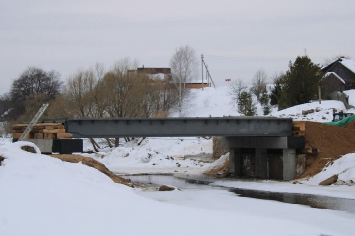    В Ивановской области продолжают капитальный ремонт моста через реку Вязьму