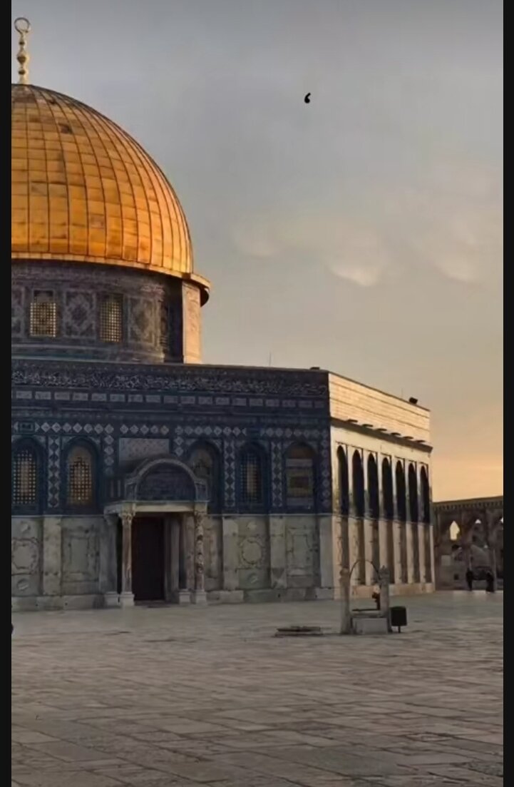 Мечеть Аль-Акса где пророк Мухаммадﷺ был вознесен на небеса.