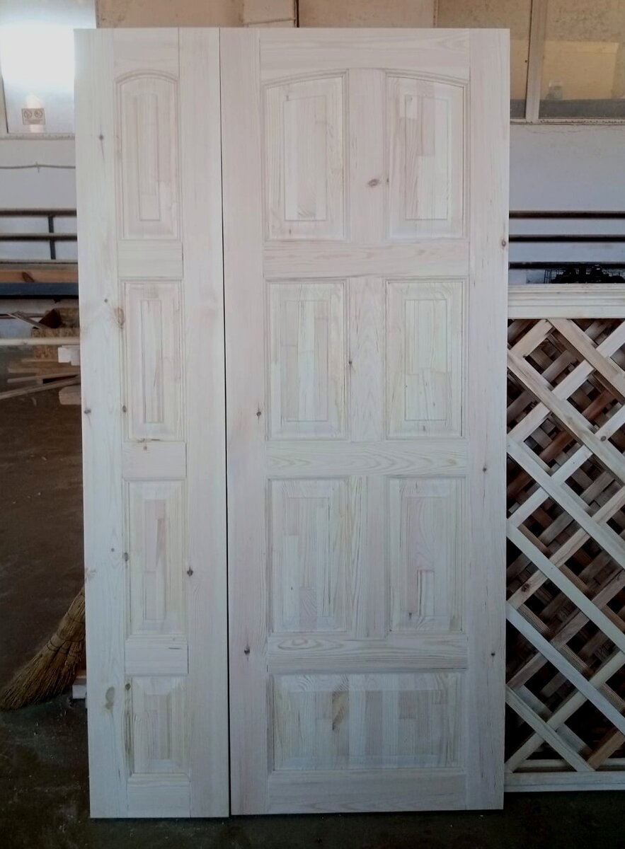 Ширина всей двери 1051 мм