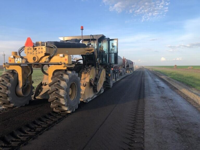    Оренбургская область готовится к предстоящему сезонному ремонту дорог и мостов Андрей Севостьянов