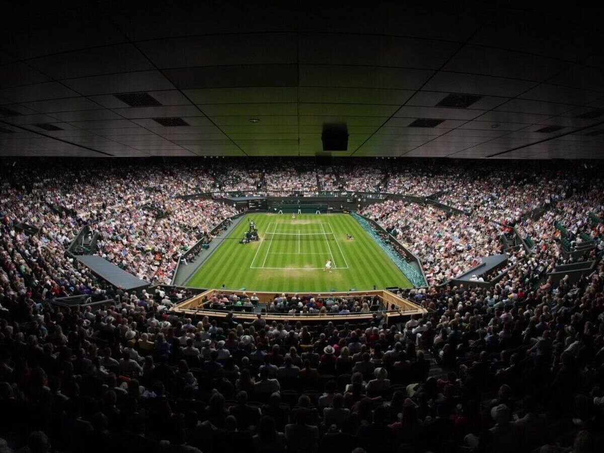    Центральный корт Уимблдонского турнира под крышей© Фото : Пресс-служба Уимблдона