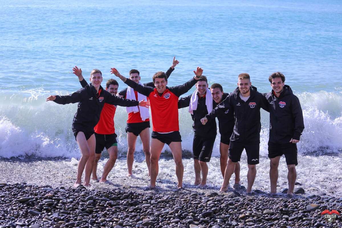 Помочили ножки после тренировки. Фото: Ралина Гайнуллина, ФК «Сокол»