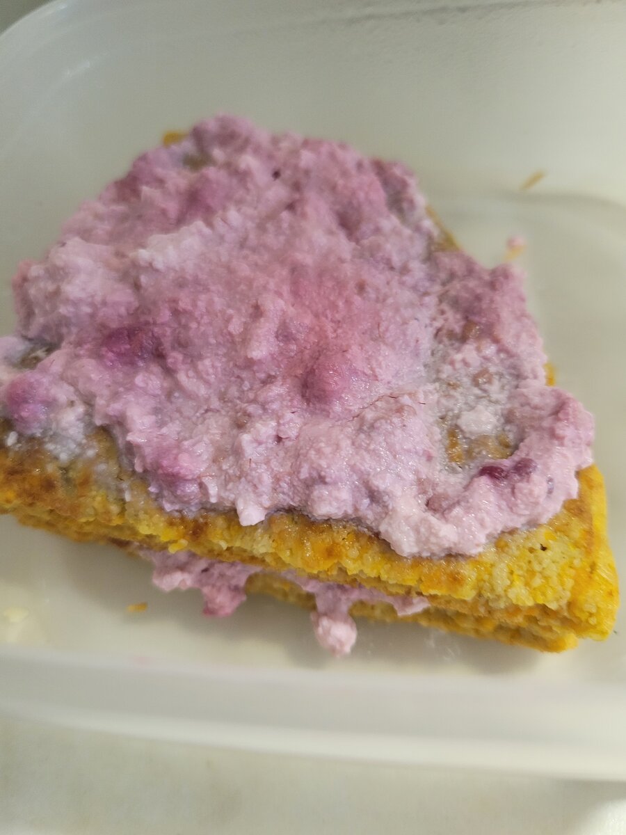 Очень хорошо пропитался. Чем не торт.