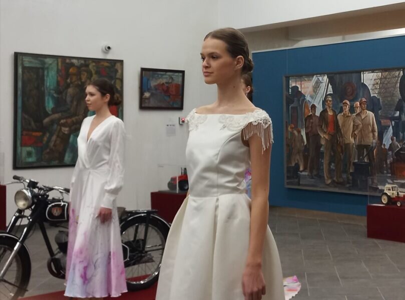 Листайте вправо, чтобы увидеть больше изображений