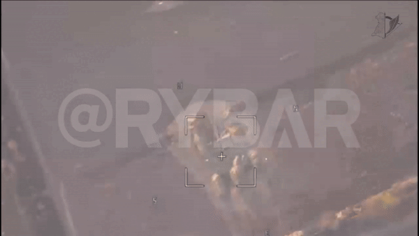 НЕ СПРЯТАЛСЯ: МОМЕНТ УДАРА "ЛАНЦЕТА" ПО ТЩАТЕЛЬНО ЗАМАСКИРОВАННОМУ АМЕРИКАНСКОМУ ЗРК. ГИФ ВИДЕО С ТГ-КАНАЛА LOSTARMOUR