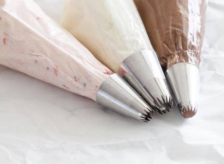 5 кремов, которыми можно украсить любой торт