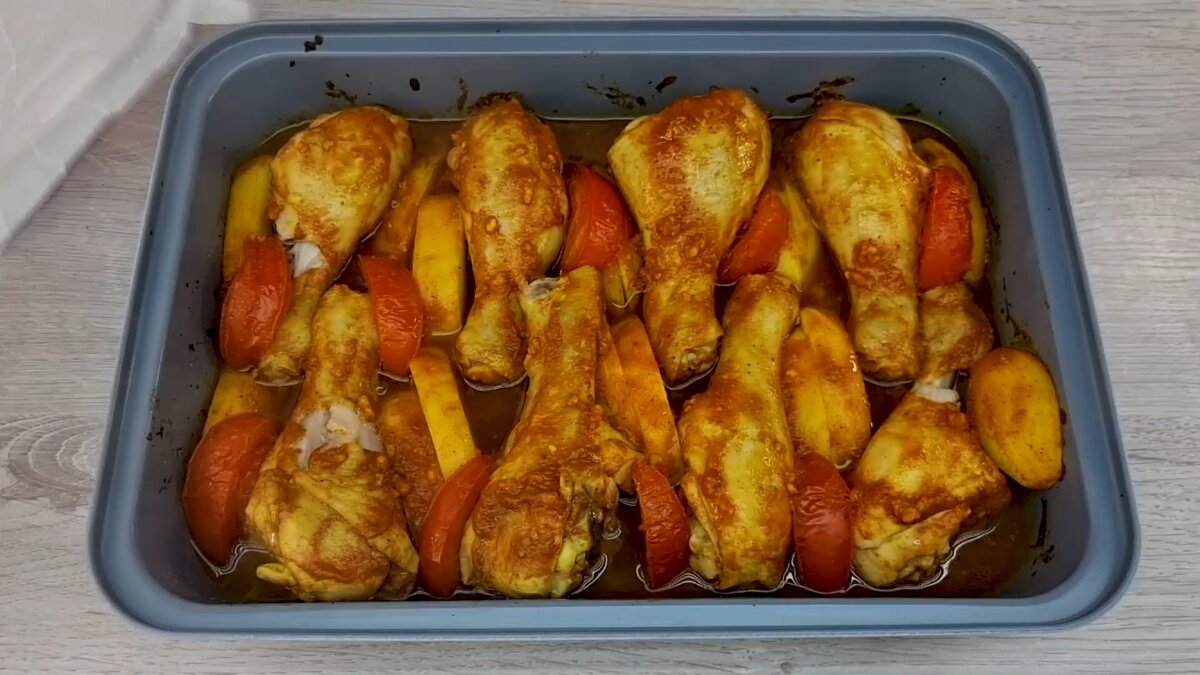 лапша вок с грибами. блюда и гарниры из овощей. второе с овощами. овощи на гарнир. вок с овощами.