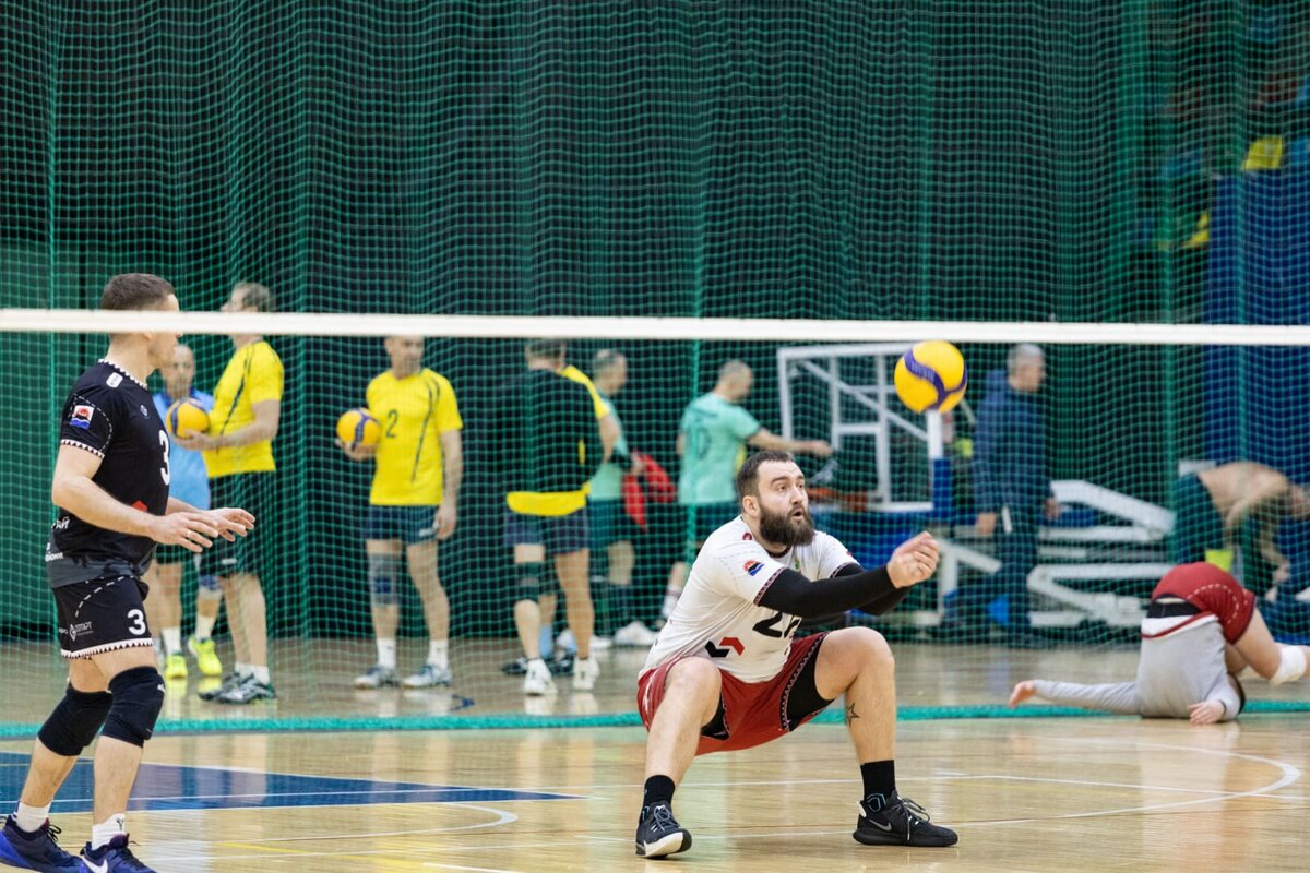 Парма волейбол пермь. Село александровское ставропольский край волейбол. Сборная края по волейболу лабинск 2008 год. Краев волейбол. Краев волейбол.