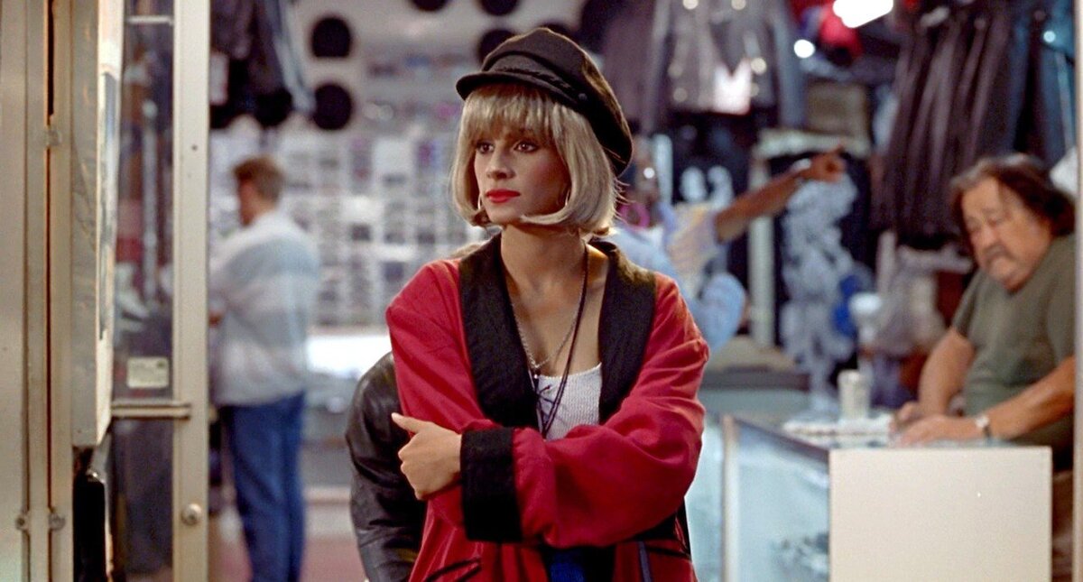 В некотором смысле, можно, конечно, девушку тоже назвать "работницей". Видимо, такая логика была у телевизионщиков с Первого канала. Фото Яндекс.Картинки. 