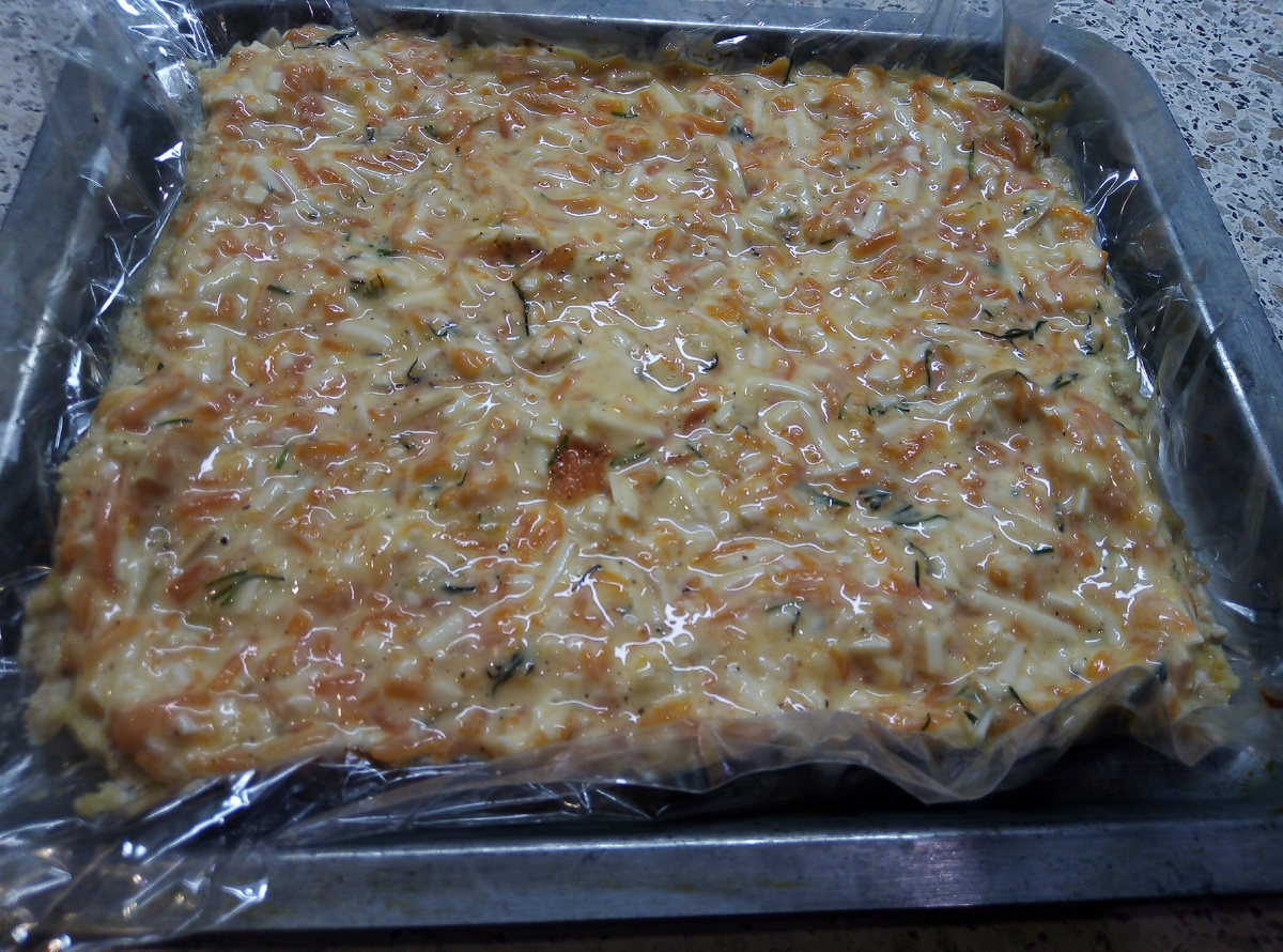 Мелкая морковка. Морковь юкон. Что делает морковь. Жареная морковь. Терка для морковки.