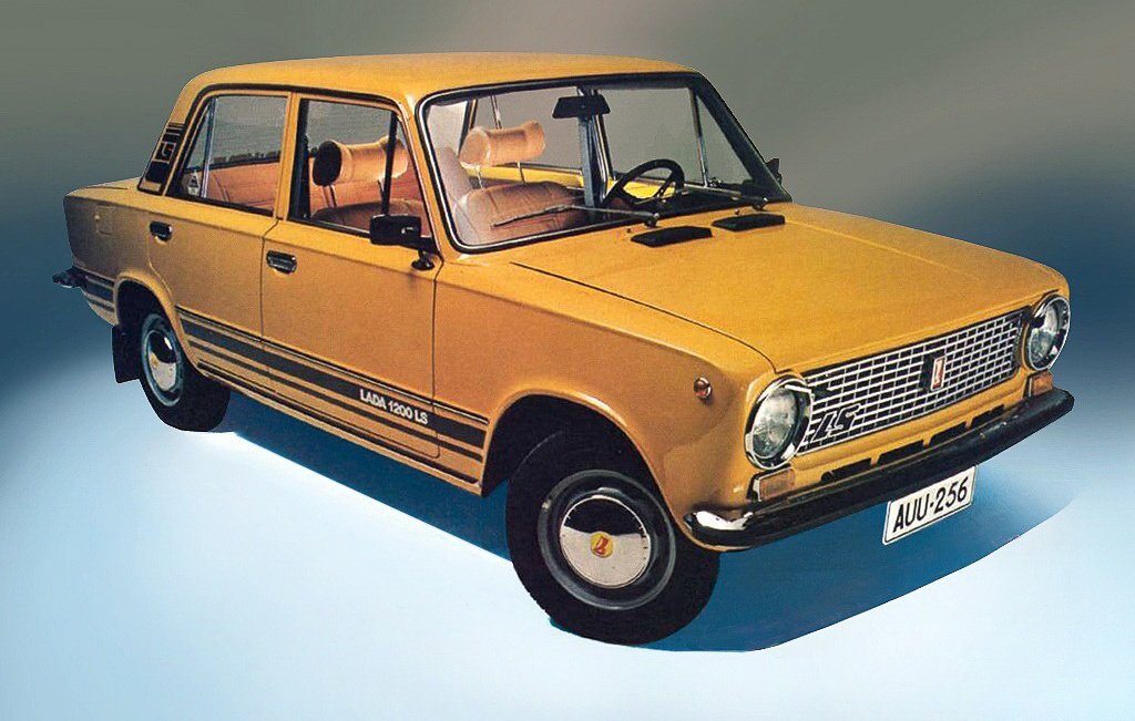    Lada 1200 LS — облагороженный в Финляндии ВАЗ-21013. В частности, финны поставили подголовники и фароочистители