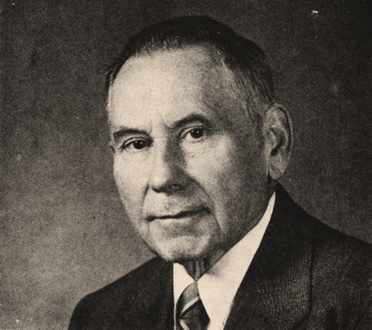 Георгий Александрович Знаменский (1890 - 1975), преподаватель русского языка, магистр педагогики и психологии, профессор Родился 29 марта 1890 году в хуторе Тиусовском Мигулинской станицы Донской Области в семье псаломщика.