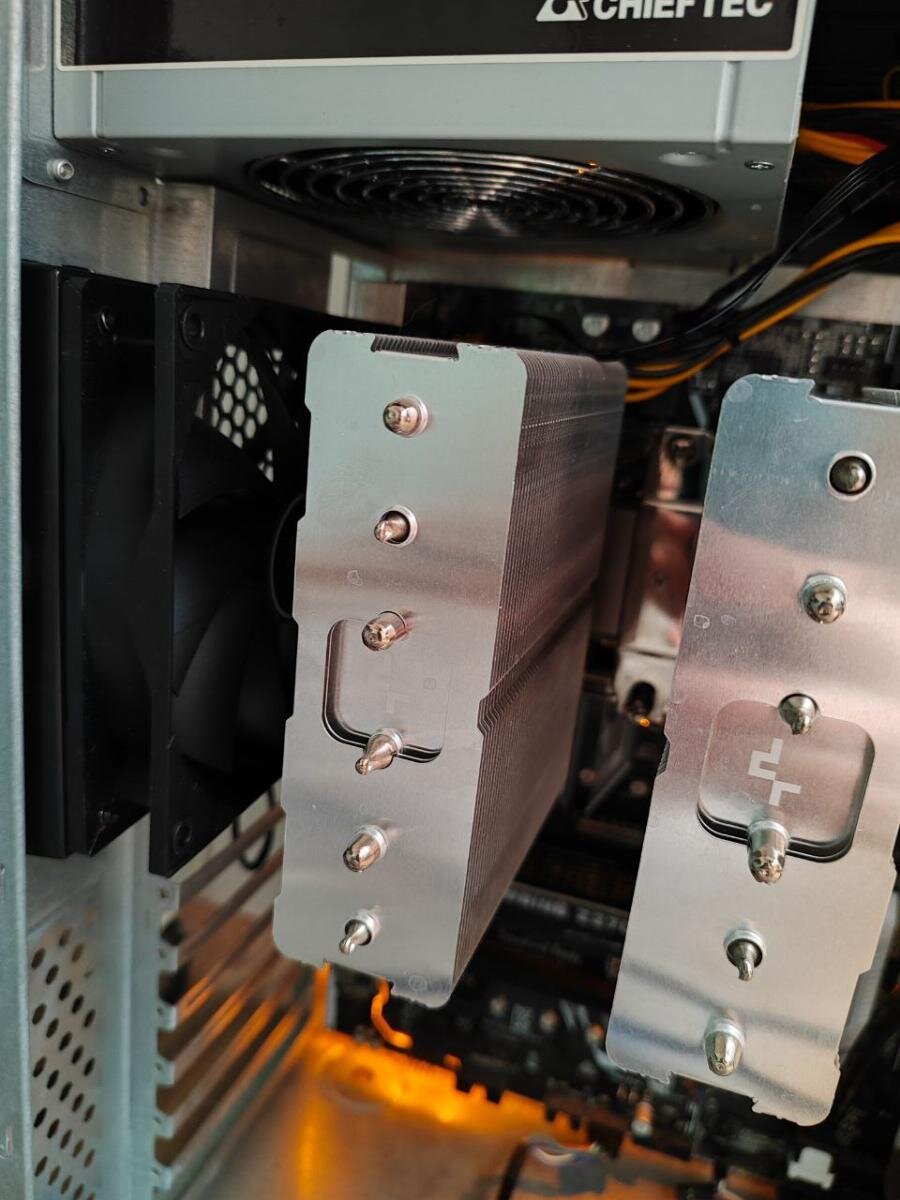 Установка ос на пк. Монтаж материнской платы в корпус. Ssd 2. Части пк в системном блоке. Системный блок 20kes3ej1f.