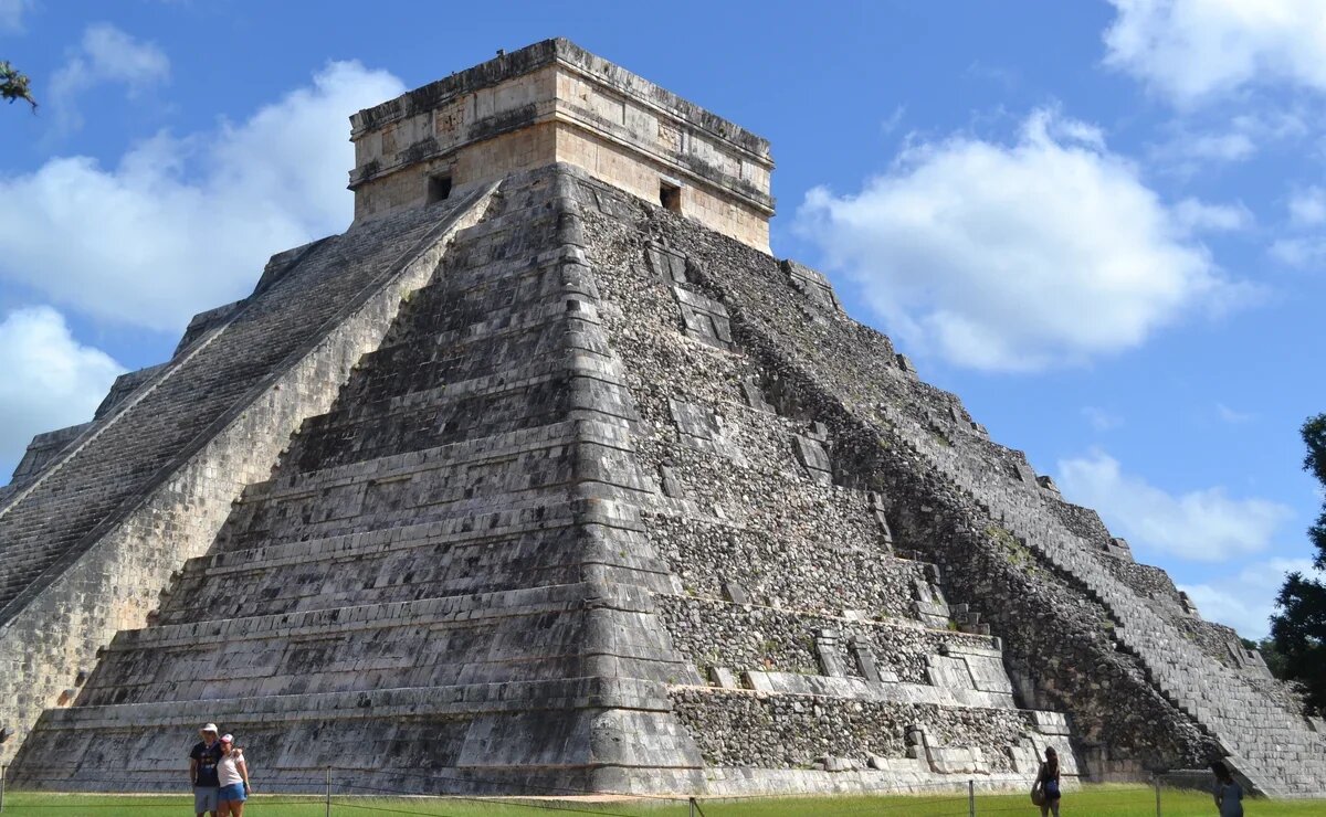    Российским туристам предложили новые туры в Мексику с перелетом через Стамбул