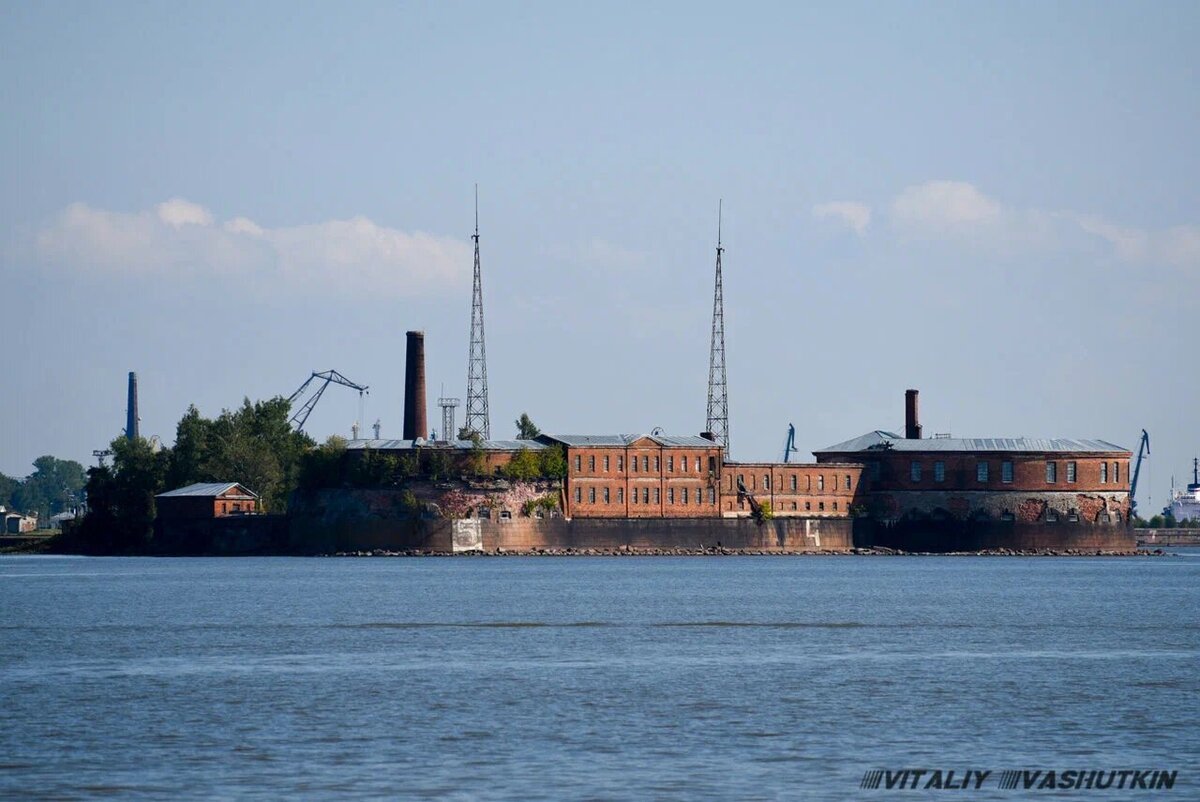 Типичный вид на залив из парка «Остров фортов». Источник: Яндекс Карты. Автор: Vitaliy Vashutkin