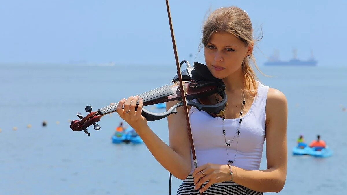 немного "волшебная"