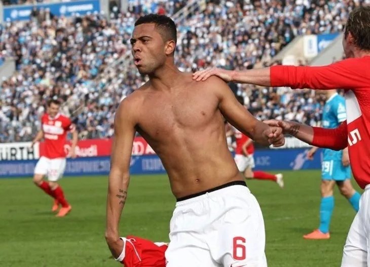    «Спартак» побеждал «Зенит» в Санкт-Петербурге семь раз. Вспомните все матчи? Фото #1