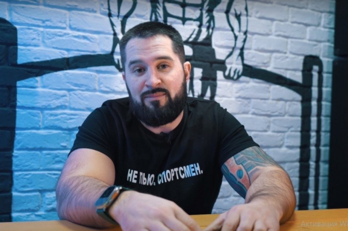    Сергея поддерживают тысячи людей.