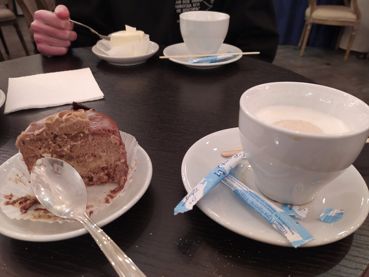 Где в москве недорого и вкусно поесть. Столовая москва. Дешевая еда. Где в москве недорого и вкусно поесть. Обед на вынос.