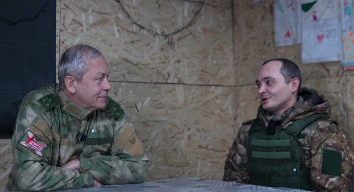    Позывной «Хоббит»: мы все здесь – кровные братья