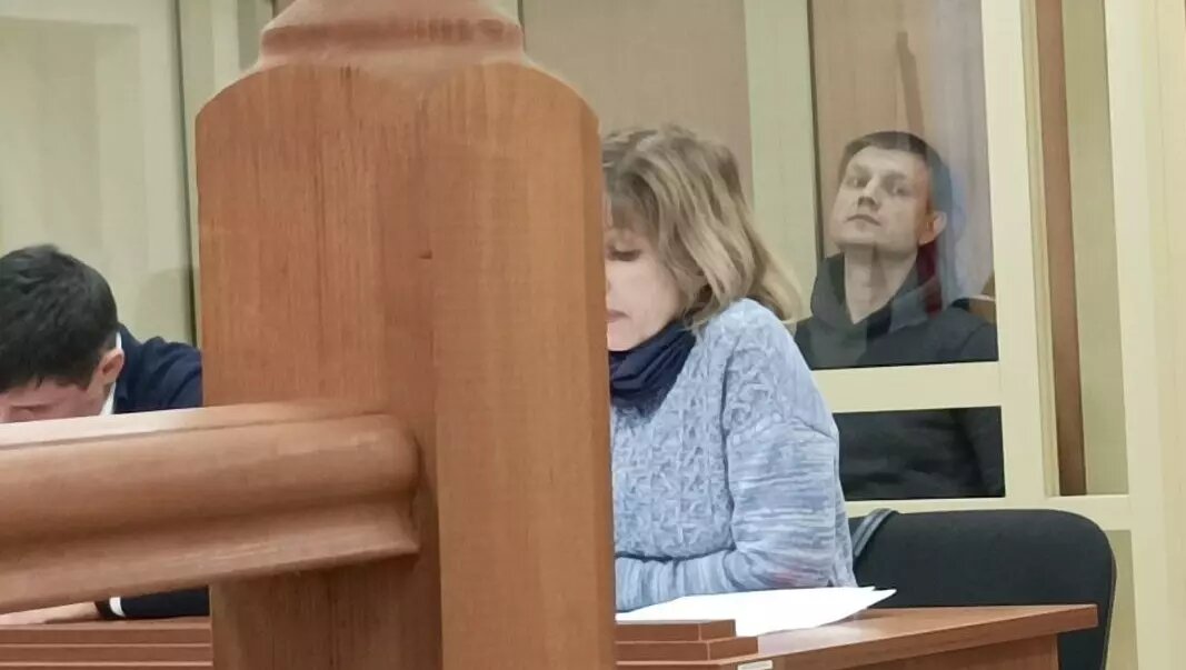     Экс-начальник УАДиТ Пермского края Андрей Угольков заключил досудебное соглашение с прокуратурой и начал рассказывать подробности истории о взятке в 15,8 млн рублей.