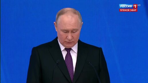 Владимир Путин: Надо совершенствовать систему оплаты труда в бюджетной сфере