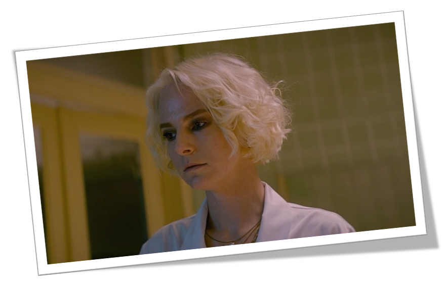 Линда Лапиньш в сериале "ГДР". 