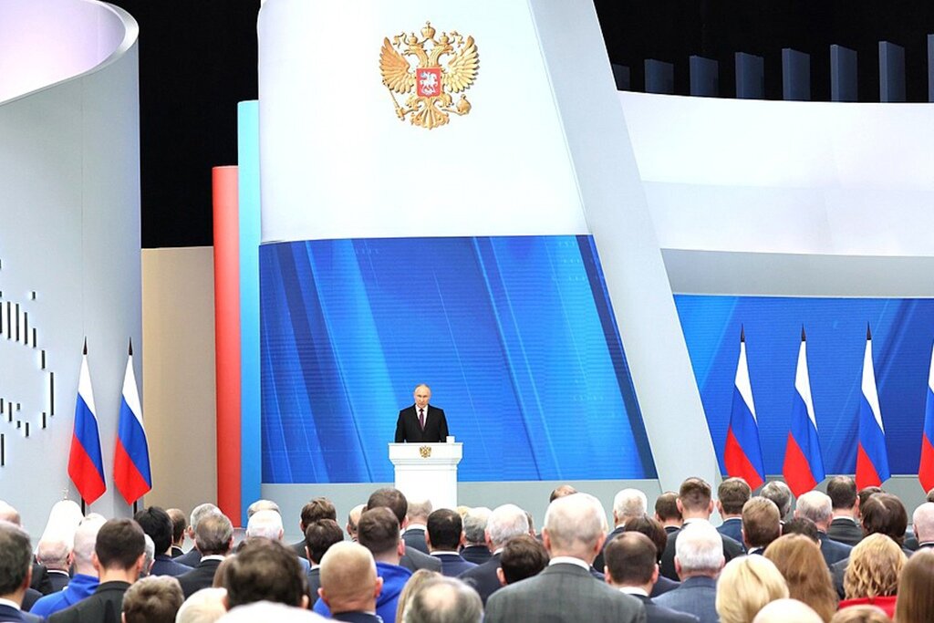    Об этом президент заявил сегодня в послании Федеральному собранию.