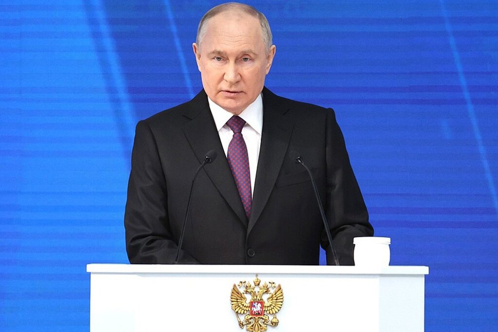    Выступая перед Федеральным собранием, президент заявил, что начиная с 2020 года