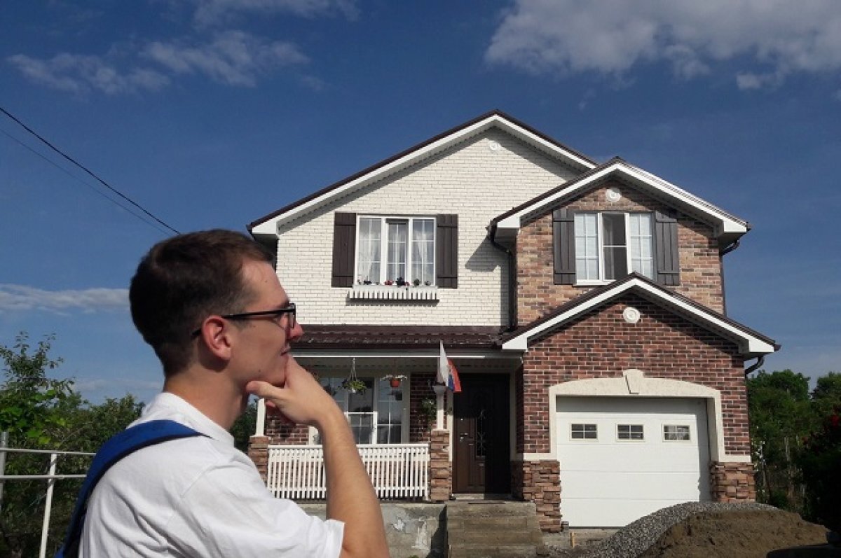    На Кубани семью с двумя детьми выселяют из дома из-за сомнительной сделки