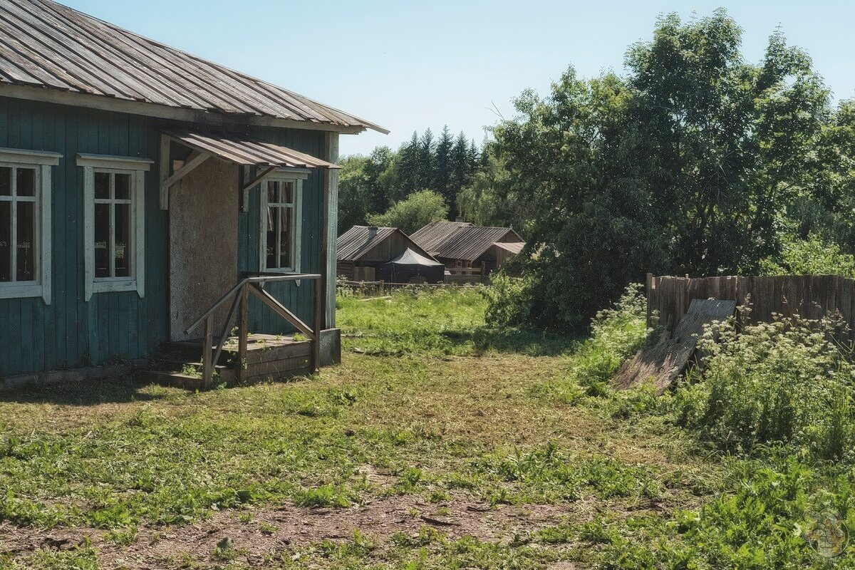 Вышли из леса в странную деревню — дома целёхонькие, а вокруг ни души. Что  за место такое чудное? | NordSkif & Co | Дзен