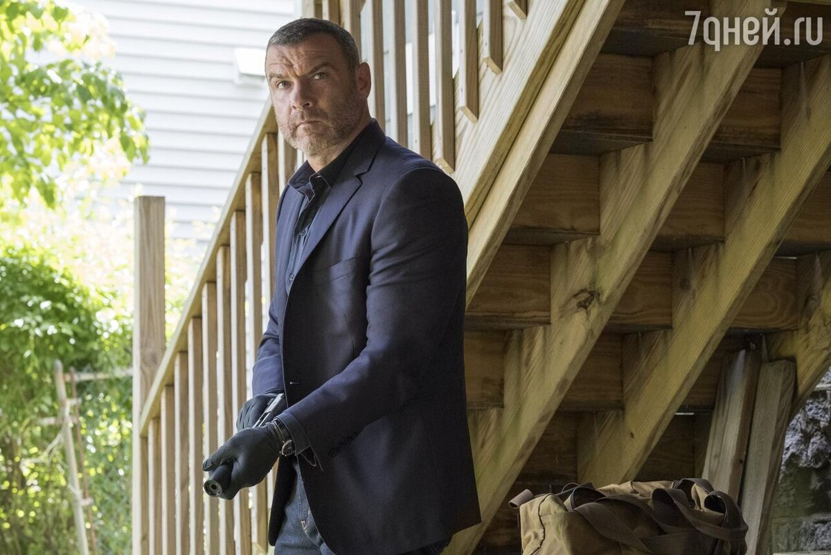    «Рэй Донован», 2013 — 2020 кадр из сериала