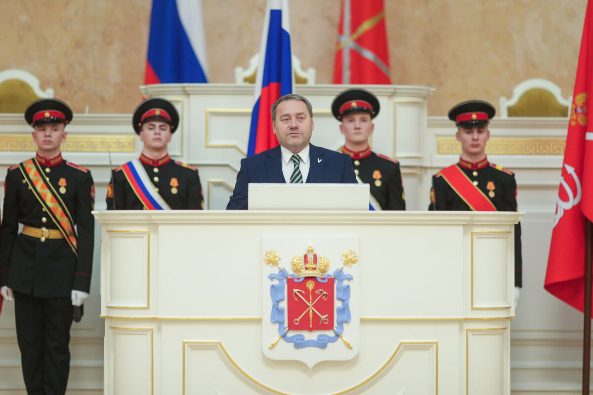 В Мариинском дворце прошла церемония вручения наград, посвящённая 35-й годовщине вывода советских войск из Республики Афганистан