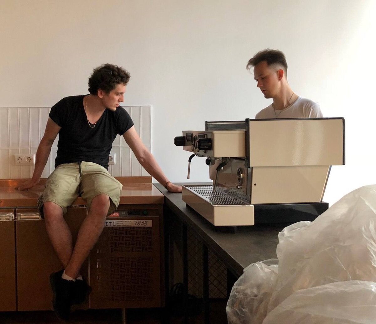 Максим и Антон в начале пути