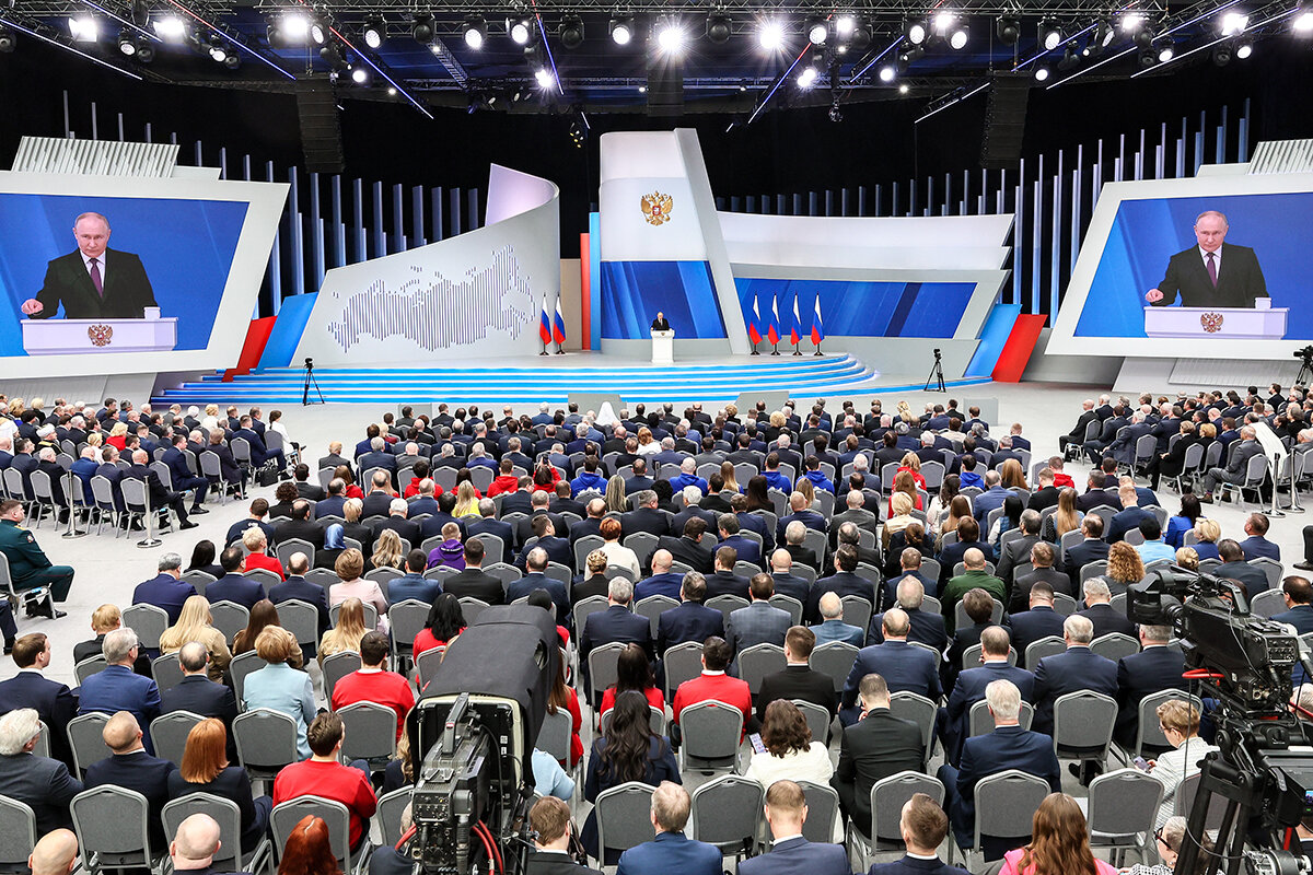 Сергей Бобылев / ТАСС📷Президент РФ Владимир Путин во время выступления с ежегодным посланием Федеральному собранию РФ