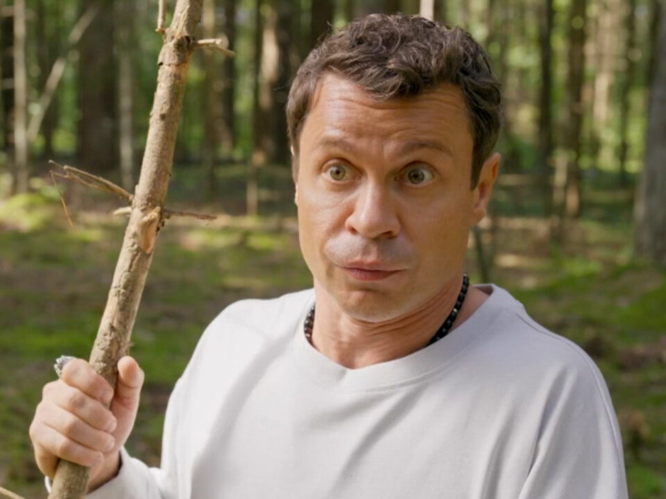 Кадр из сериала "Как Деревянко Ломоносова играл"