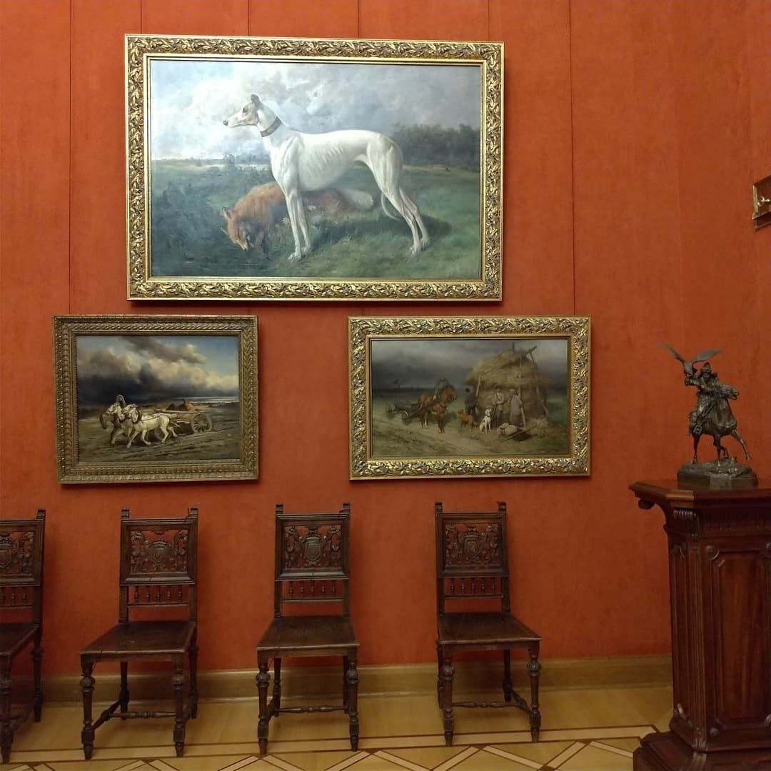 Полотна в стенах Строгановского дворца, наши дни, фото автора 