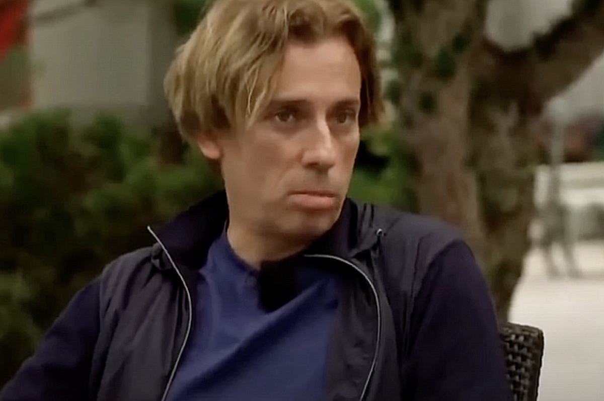    «Долаялся, губошлеп!»