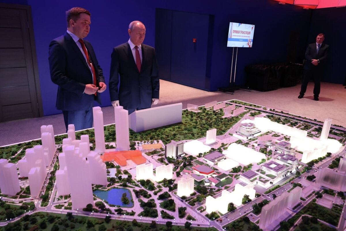 Президент Владимир Путин анонсировал пять новых национальных проектов в ходе послания.  Фото: РИА Новости / POOL / Александр Казаков