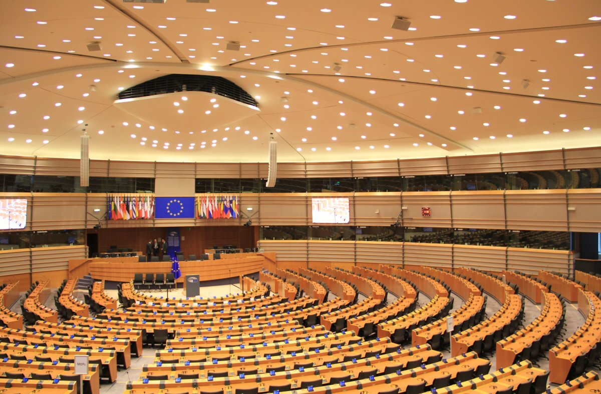    Европарламент принял резолюцию в поддержку Украины