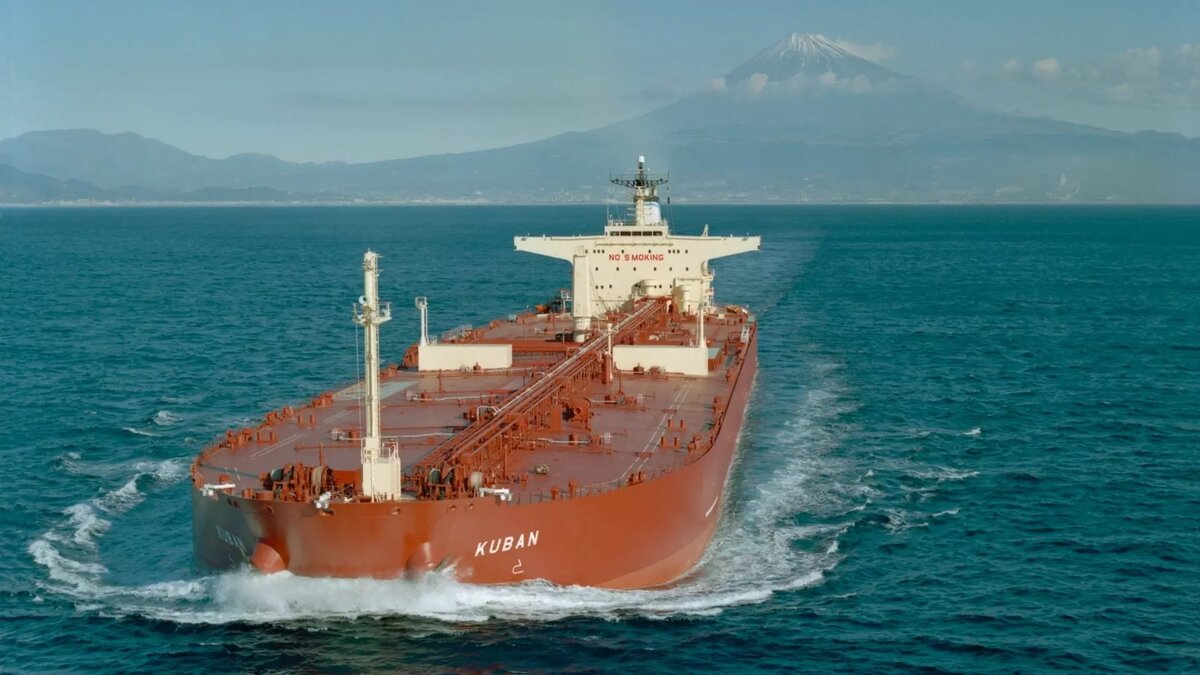     Танкеры с российской нефтью Sokol, попавшие под санкции США, идут в китайские порты — возможно, им удастся разгрузиться