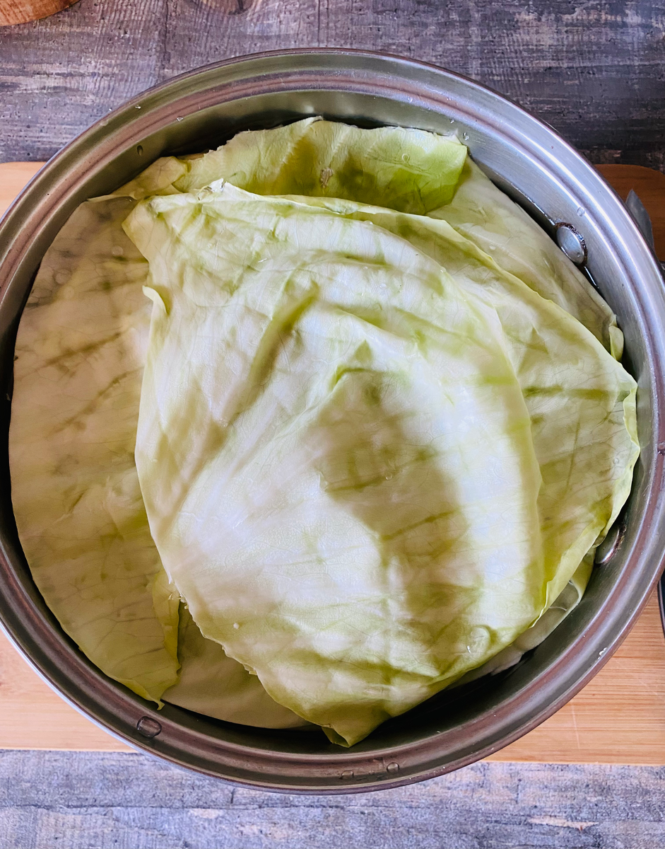 Капуста квашеная. Рецепт капусты в банке с уксусом. Соленая капуста. Квашеная капуста в банке. Квашеная капуста на зиму.