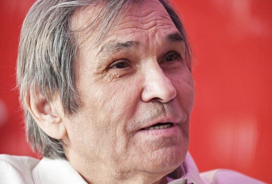    Бари Алибасов