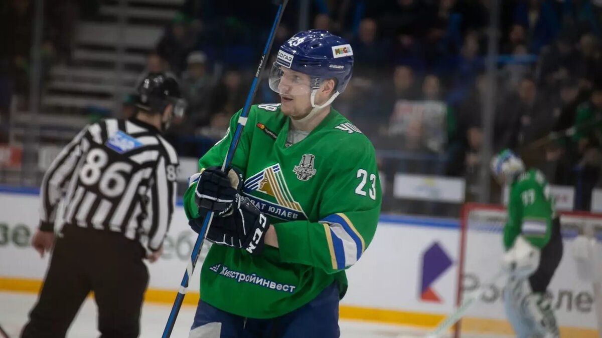     Уфимский «Салават Юлаев» проиграл челябинскому «Трактору» сегодня, 29 февраля. Первая встреча в рамках плей-офф «Кубка Гагарина» завершилась со счетом 2:3.