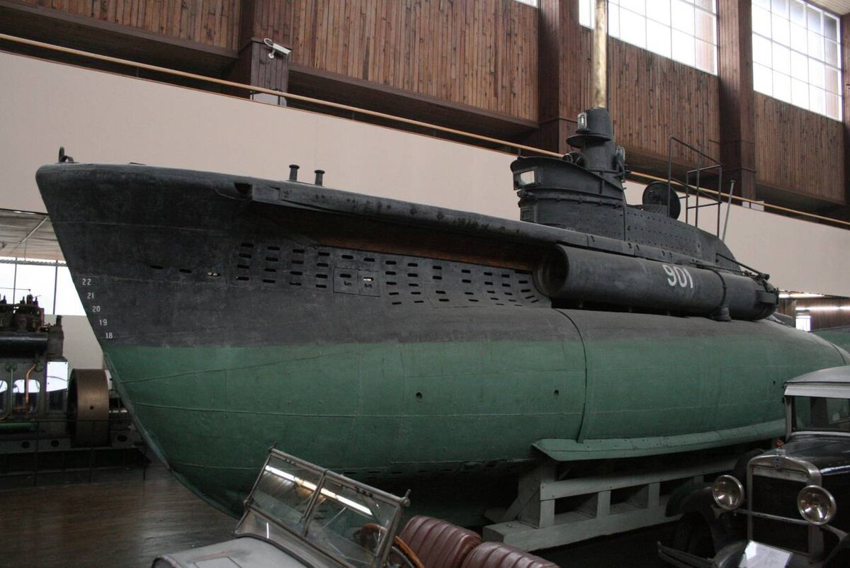 Подлодка П-901 "Малишан" в музее до реконструкции 2008-2009 гг.