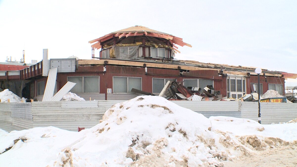    В кафе «Вернисаж» начался ремонт