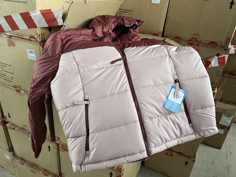    Из Вьетнама в Москву. На оренбургской таможне задержана фура с куртками на 25 млн рублей Марина Шарт