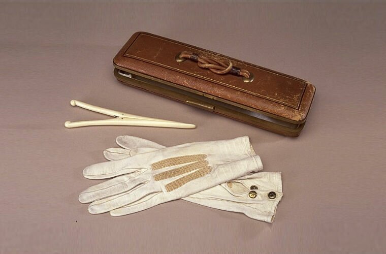 Распялка для перчаток