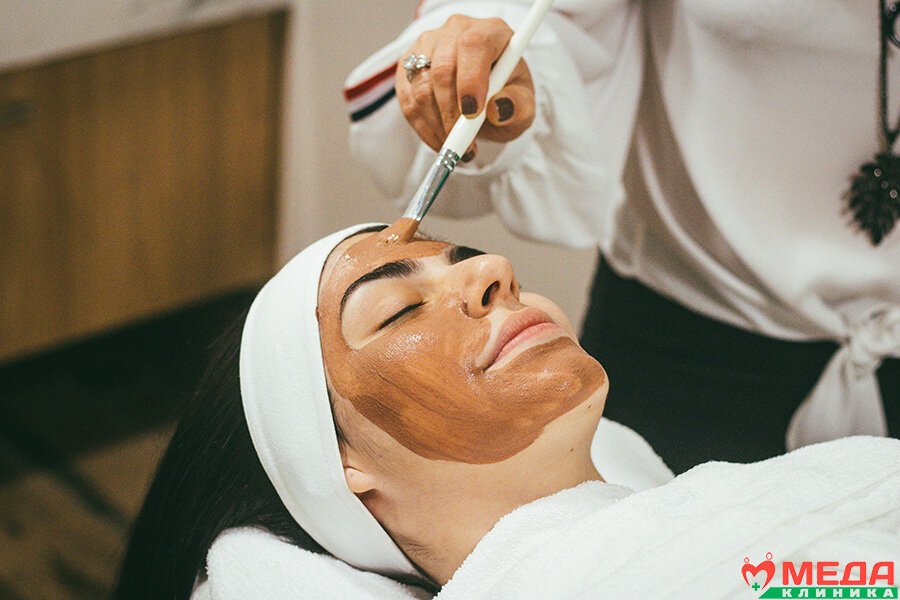 Процедура желтого пилинга 